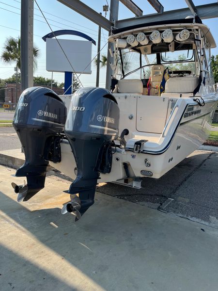 2005 Grady-White 330 Express