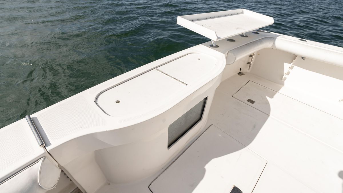 2012 Cabo 44 