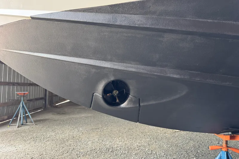  Yacht Photos Pics 2016 Beneteau Gran Turismo 40 hull with bow thruster in a storage facility.