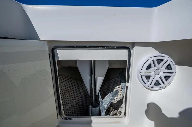 Yacht Photos Pics 2018 SeaVee 370z anchor compartment with speaker detail.