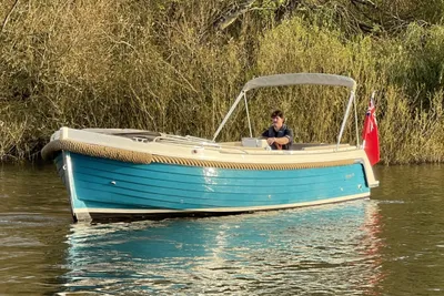2020 Interboat Intender 820