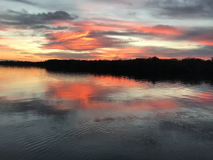 Shangri-la Yacht Photos Pics 