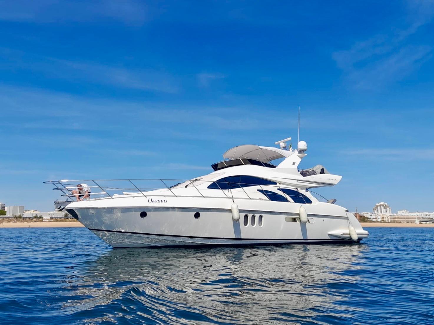 2003 Azimut 55 Motor Yachts for sale - YachtWorld