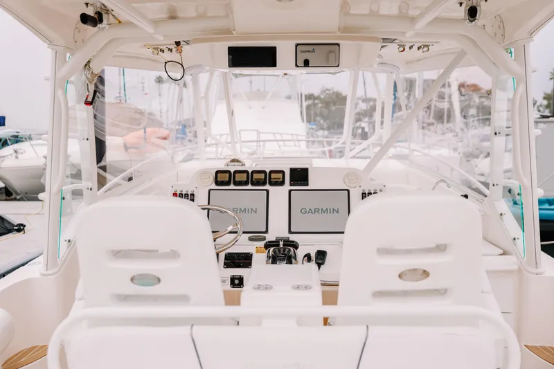  Yacht Photos Pics Cockpit of 2010 Everglades 350LX boat with Garmin navigation system.