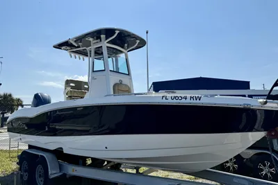 NauticStar 251 Hybrid