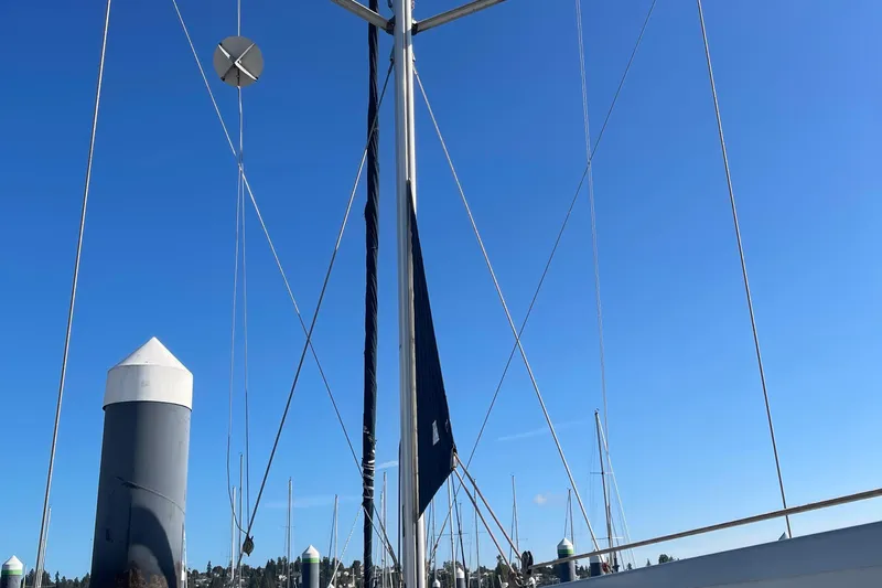  Yacht Photos Pics Sailboat mast and rigging against clear blue sky, Hunter 49, 2008 model.