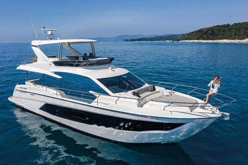  Yacht Photos Pics 