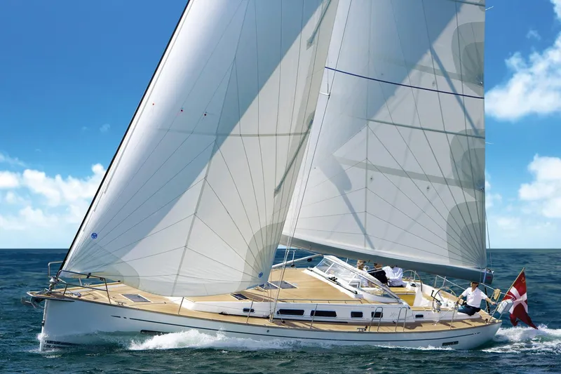 Muchacha De Abril Yacht Photos Pics Manufacturer Provided Image