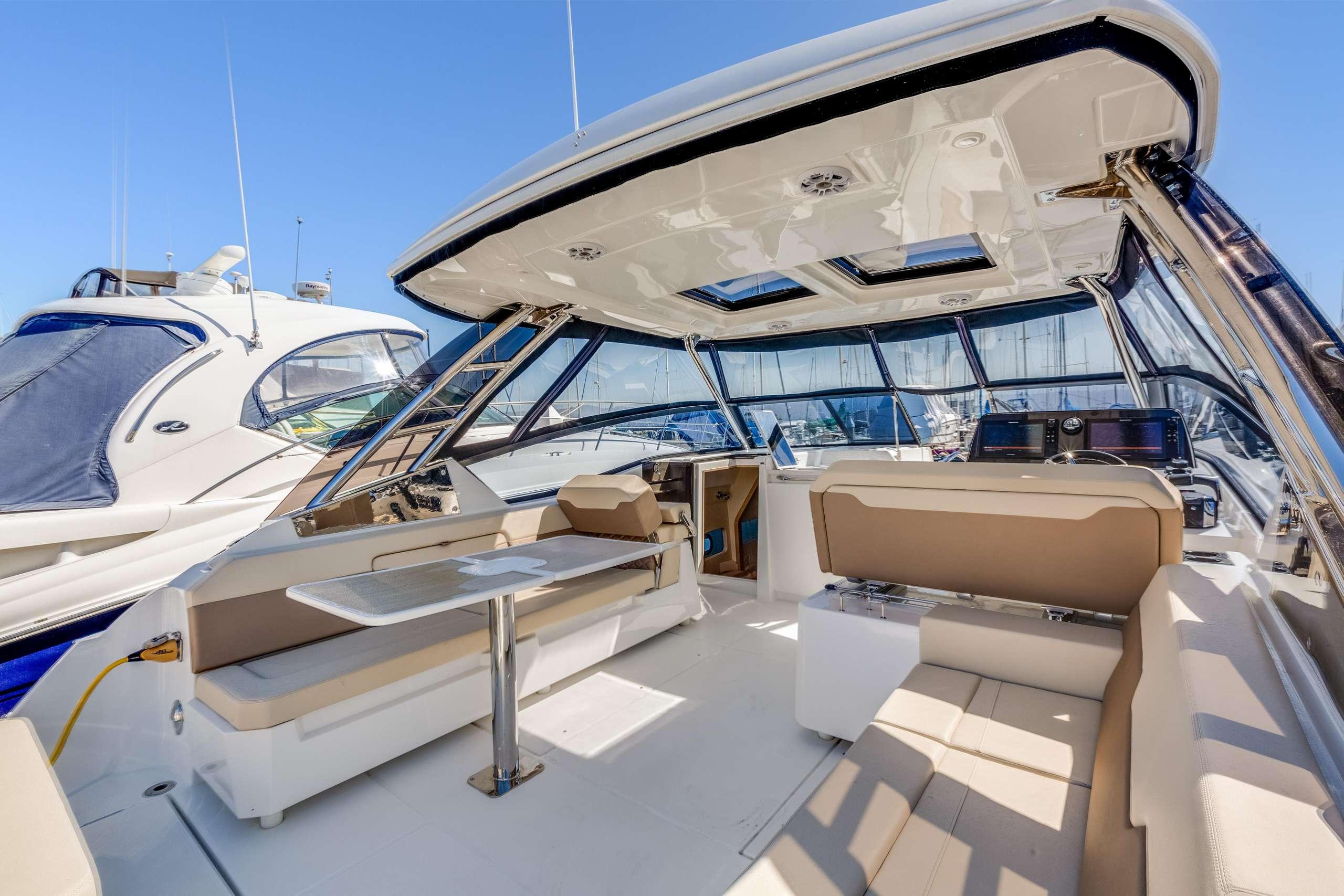 Aquila 32 For Sale