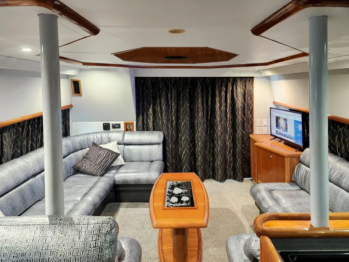 Seahaven Yacht Photos Pics 