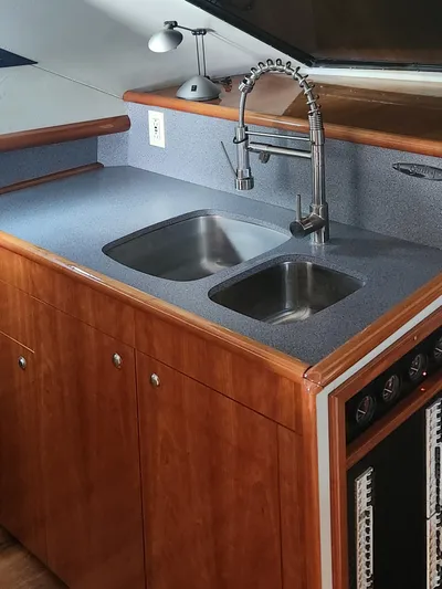 Seahaven Yacht Photos Pics 