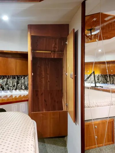 Seahaven Yacht Photos Pics 
