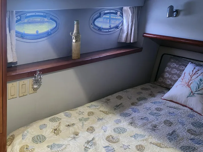 Seahaven Yacht Photos Pics 