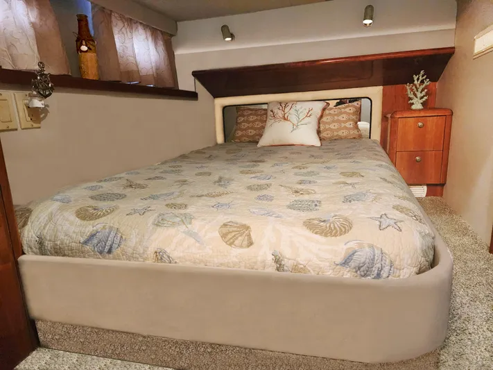 Seahaven Yacht Photos Pics 