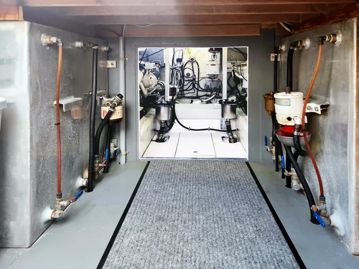 Seahaven Yacht Photos Pics 