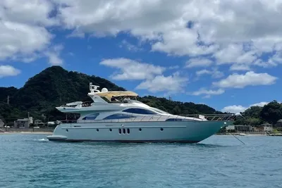 Azimut 80 Carat