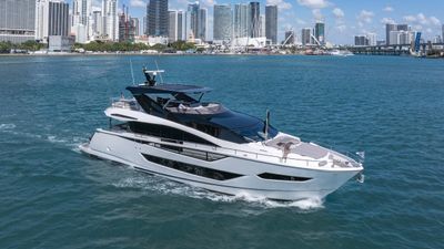 Yacht