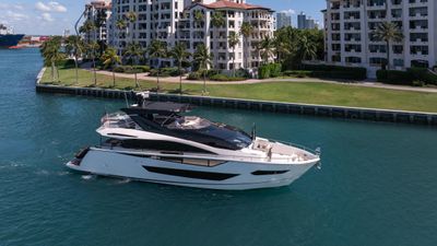 Yacht
