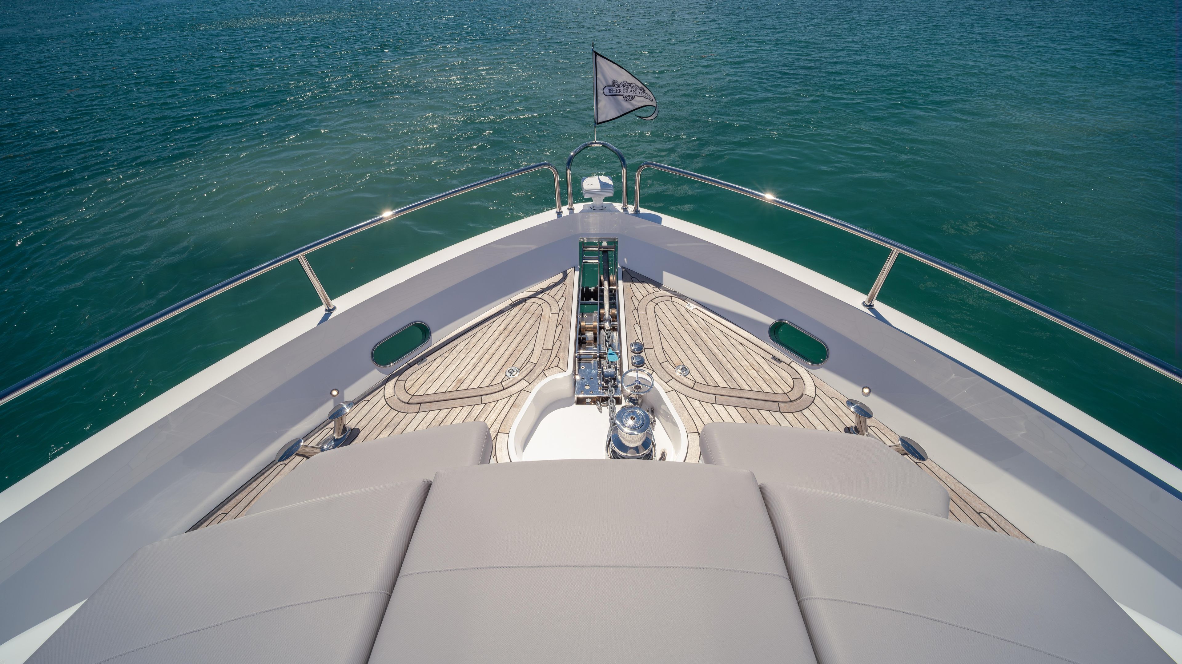 Yacht
