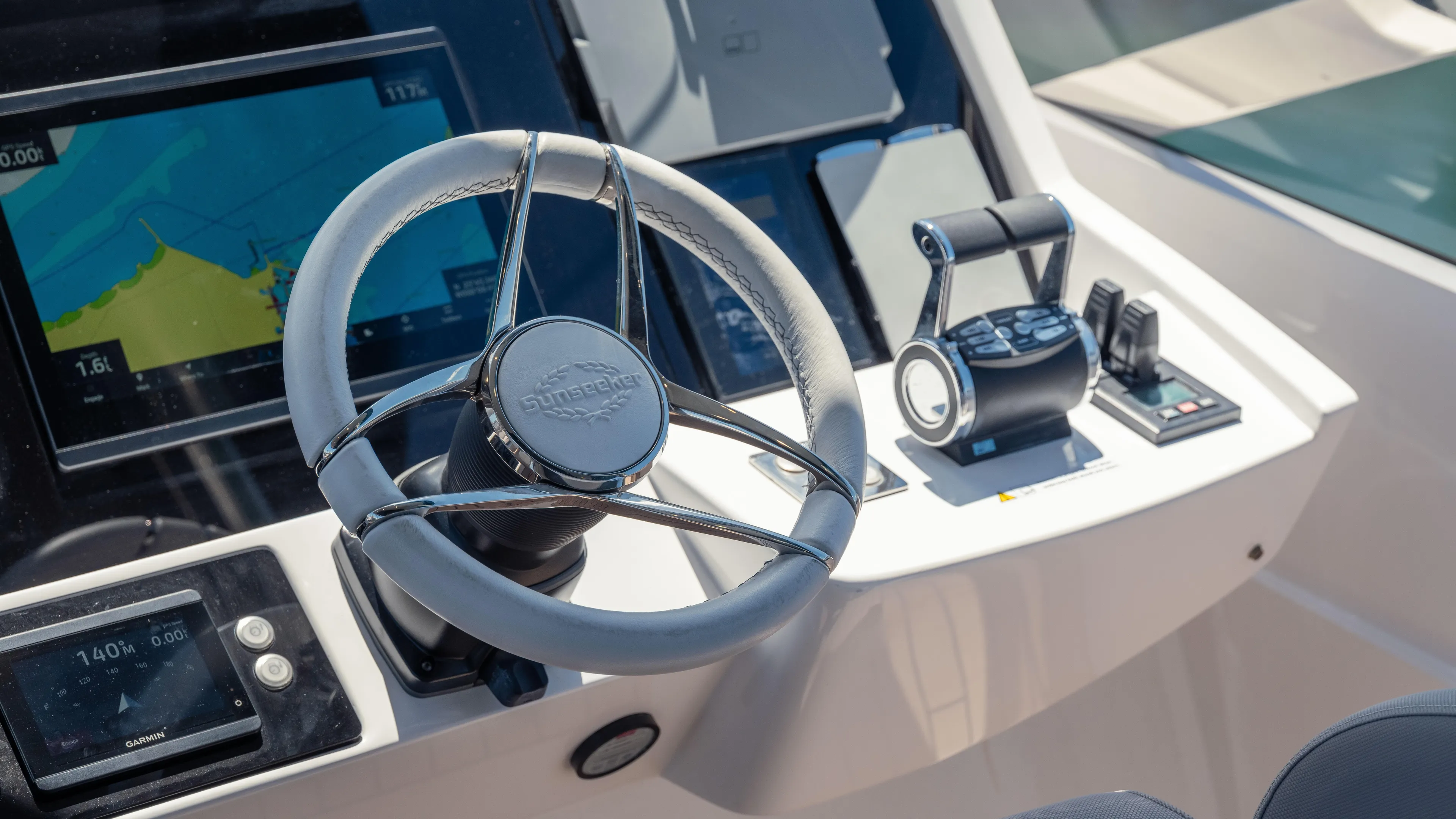 Hideout Yacht Photos Pics 