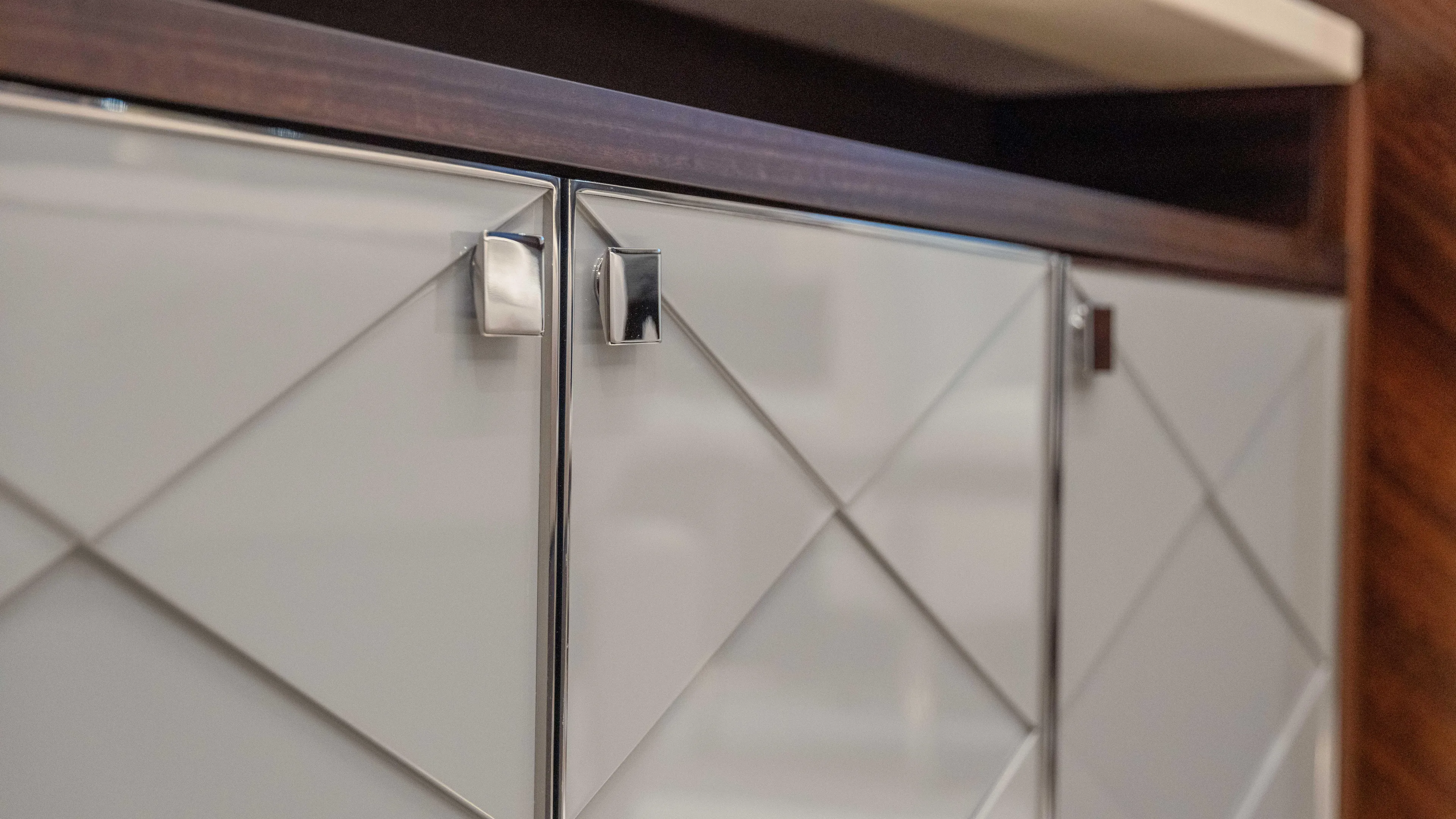 Hideout Yacht Photos Pics 