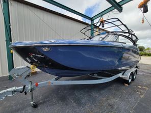 Yamaha Boats 255 XD