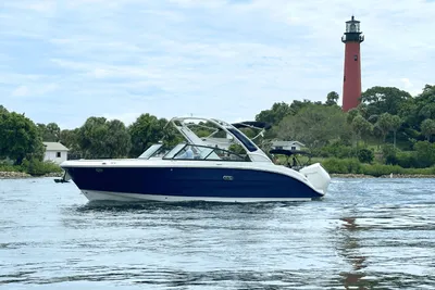 Sea Ray SDX 270 Outboard