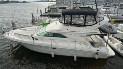 Sea Ray 400 Sedan Bridge