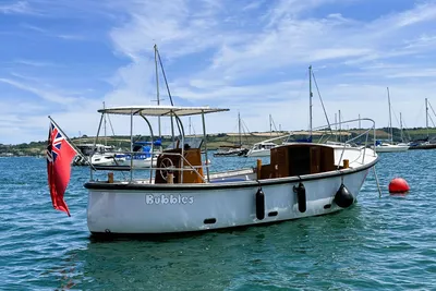 Island Plastics Tusker 27