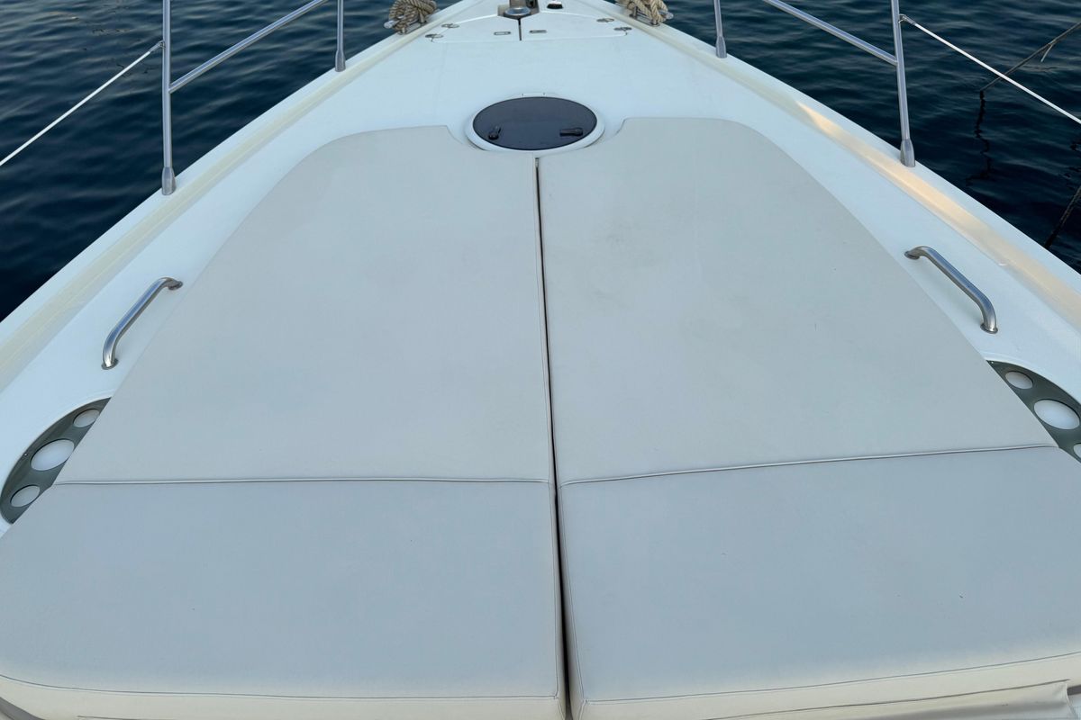 2007 Azimut 65 
