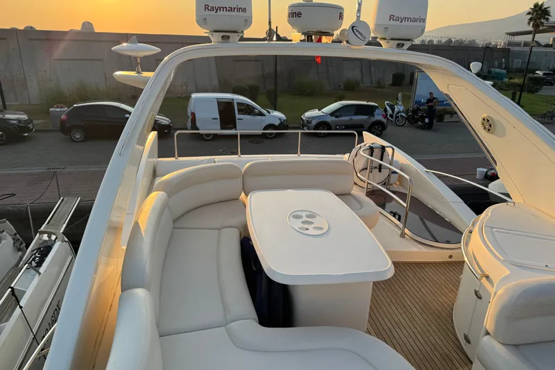 New Davis Yacht Photos Pics Azimut 62 Fly Evo Fly view