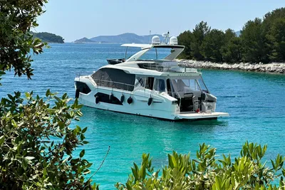 2022 Absolute 60 Fly