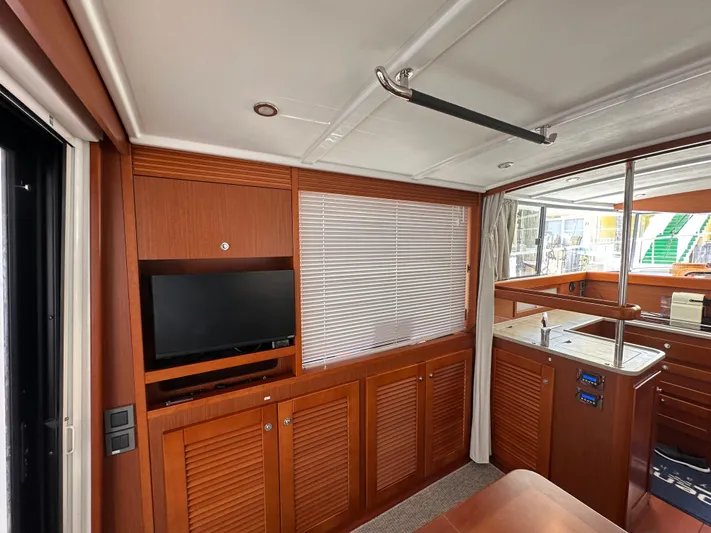 Beluga Yacht Photos Pics 