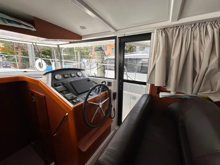 Beluga Yacht Photos Pics 