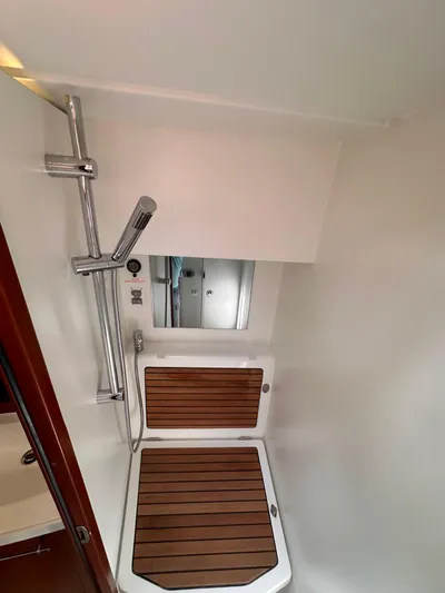 Beluga Yacht Photos Pics 