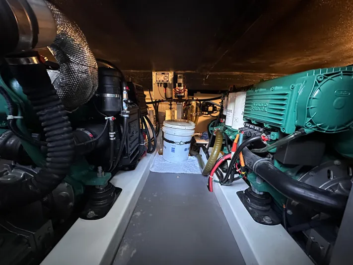 Beluga Yacht Photos Pics 