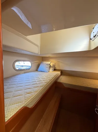 Sawbones Yacht Photos Pics 