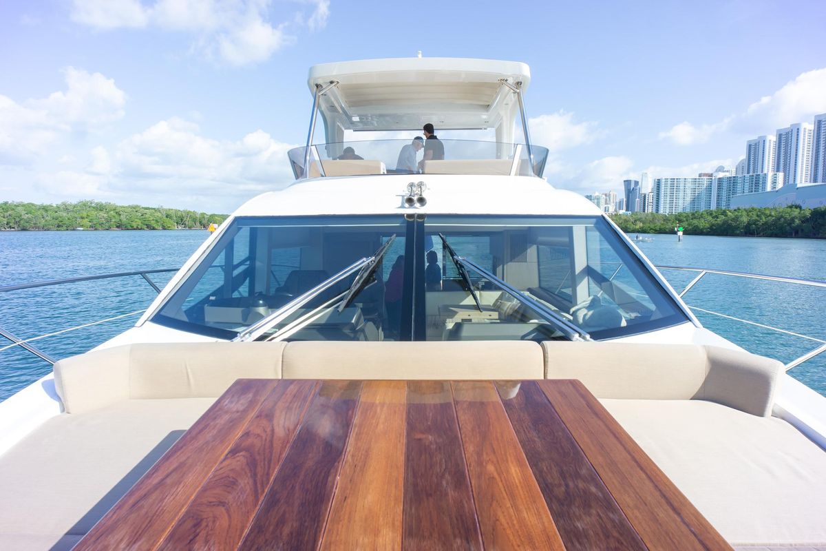 2018 Sunseeker 52 