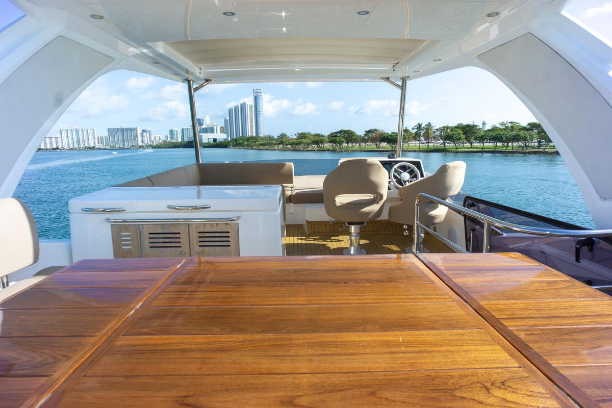 2018 Sunseeker 52 