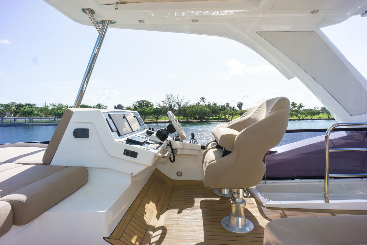 2018 Sunseeker 52 