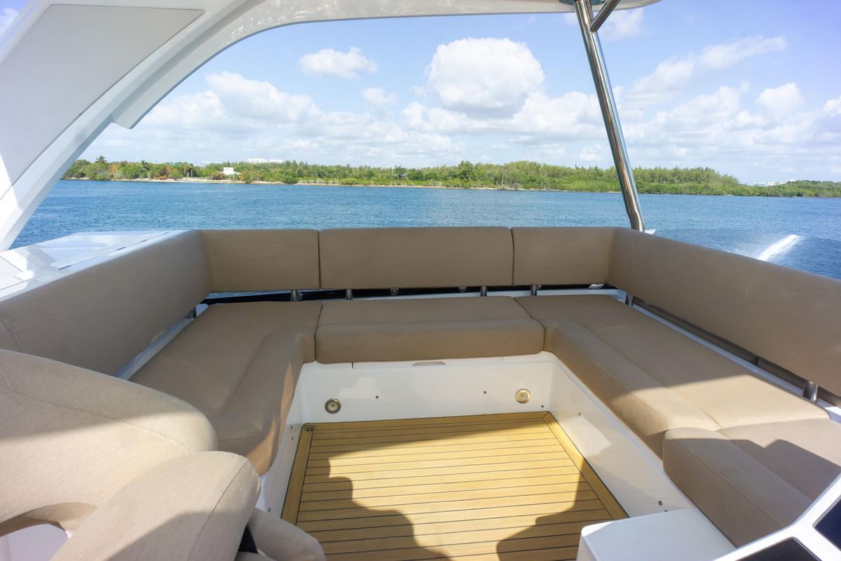2018 Sunseeker 52 