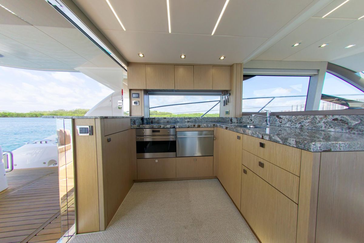 2018 Sunseeker 52 