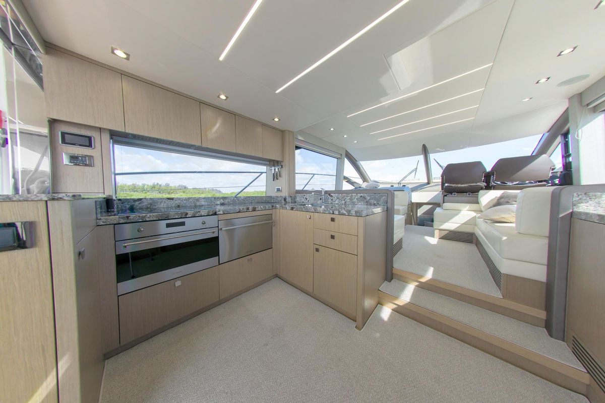 2018 Sunseeker 52 