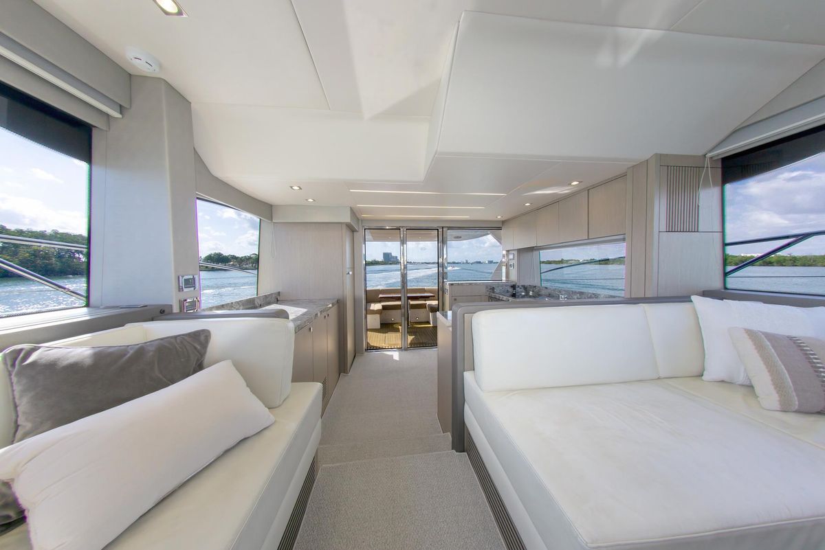 2018 Sunseeker 52 