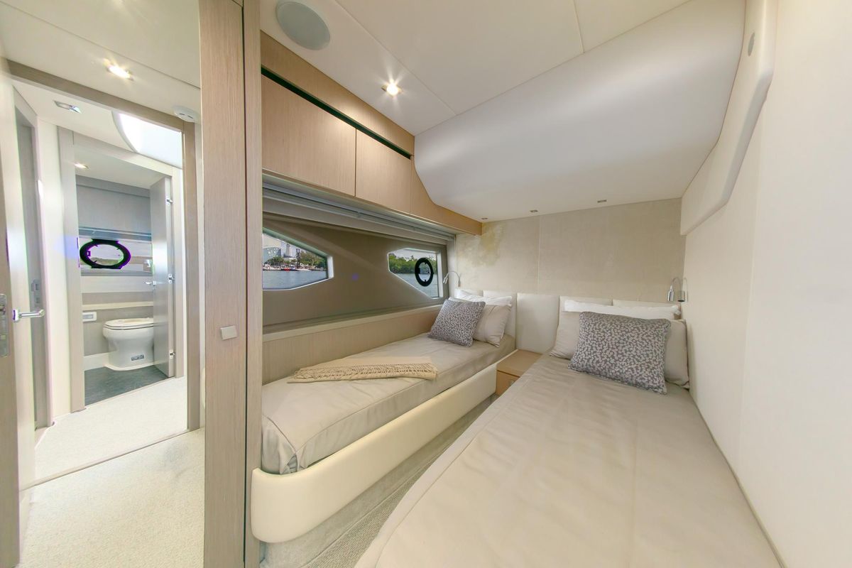 2018 Sunseeker 52 