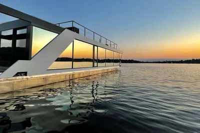 2023 Custom solar yacht HBY 90