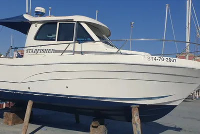 2001 Starfisher 840