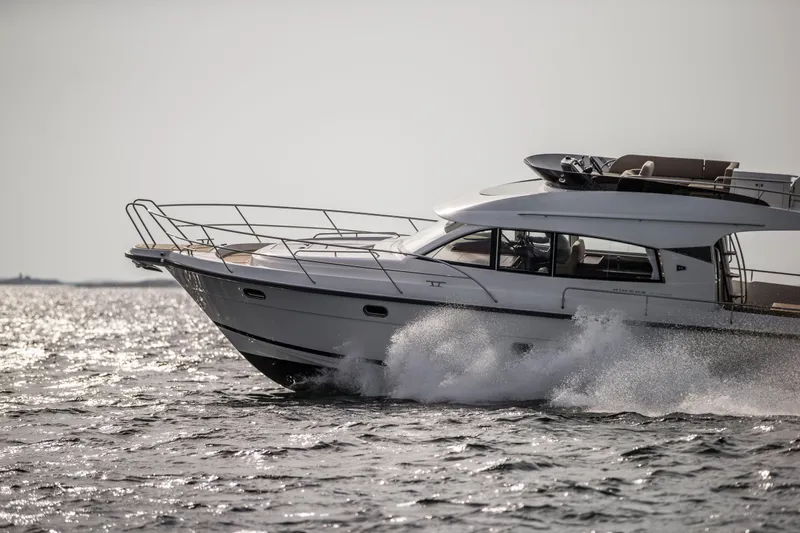 Seahawk Yacht Photos Pics 