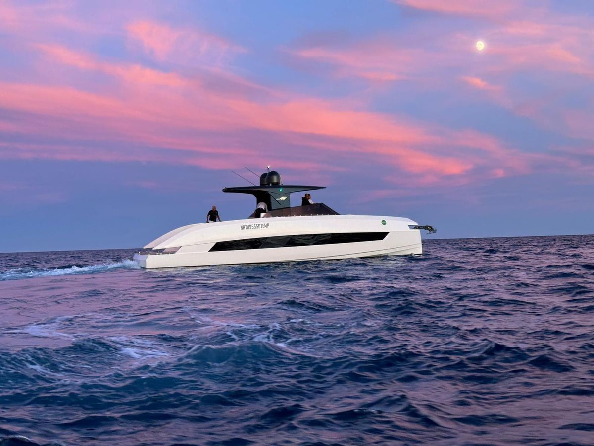 2024 MandaYachts 49 