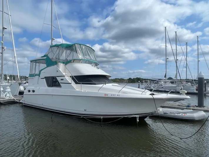 Scott Free & Gigi Too Yacht Photos Pics 